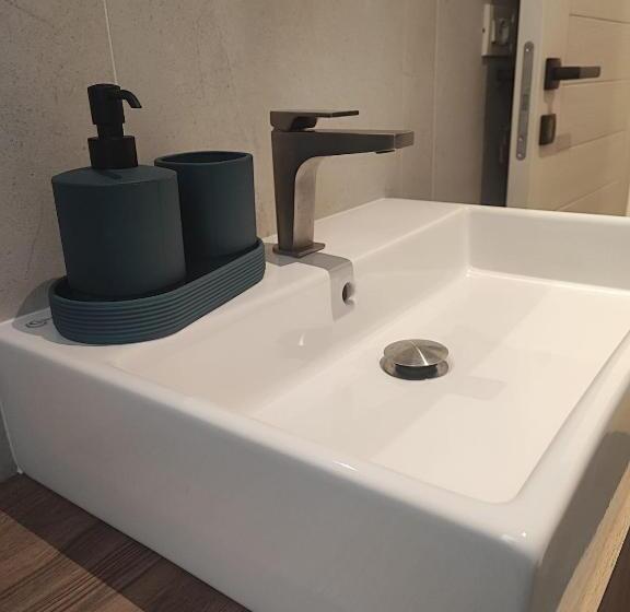 Standard room with outdoor bath, Foresteria Juvarra