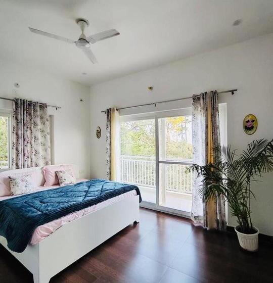 스탠다드 발코니 룸, Van Mahal Himalayas