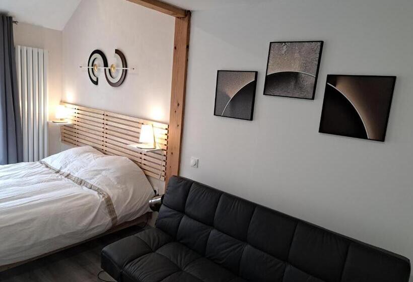 Standard room with outdoor bath, Le Chemin Des Bérands Chambres D Hôtes Renaison