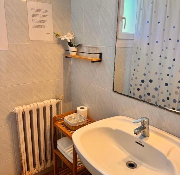 اتاق استاندارد با چشم‌انداز دریا, Villa Mercè Empúries