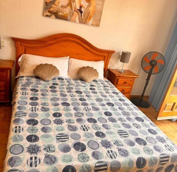 اتاق استاندارد با چشم‌انداز دریا, Villa Mercè Empúries