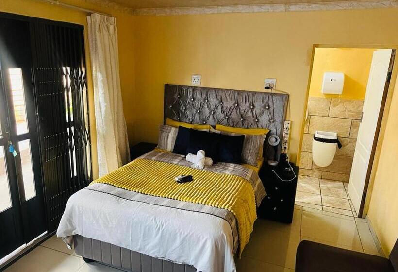 Номер Deluxe, Eliza Guest House