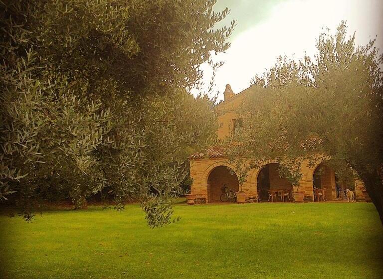 اتاق سه نفره دلوکس با چشم‌انداز دریا, B&b La Casa Tra Gli Ulivi