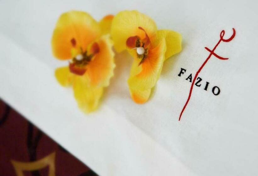 四人标准间, Fazio Rooms