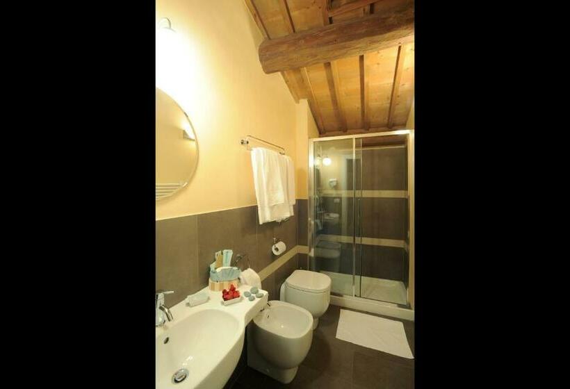سوئیت با چشم‌انداز, Honey Rooms Ferrara