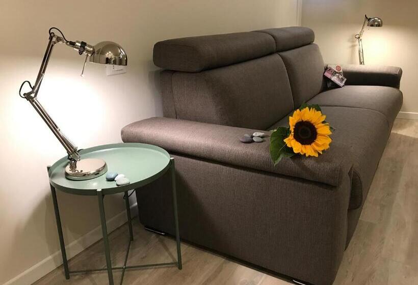 آپارتمان لوکس 1 خوابه, Honey Rooms Ferrara