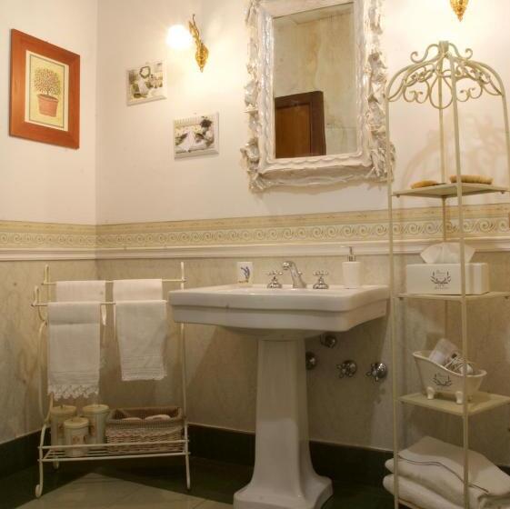 اتاق استاندارد, Il Giardino Segreto Di Ascoli Piceno