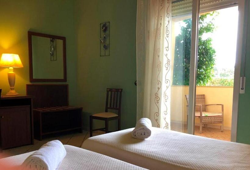 수피리어 트리플 룸, Il Tempio Di Hera