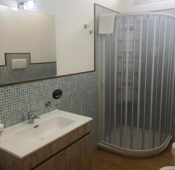 패밀리 룸, Il Tempio Di Hera