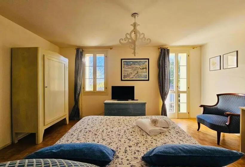 Deluxe-huone Parveke, La Fabbrica Delle Idee B&b