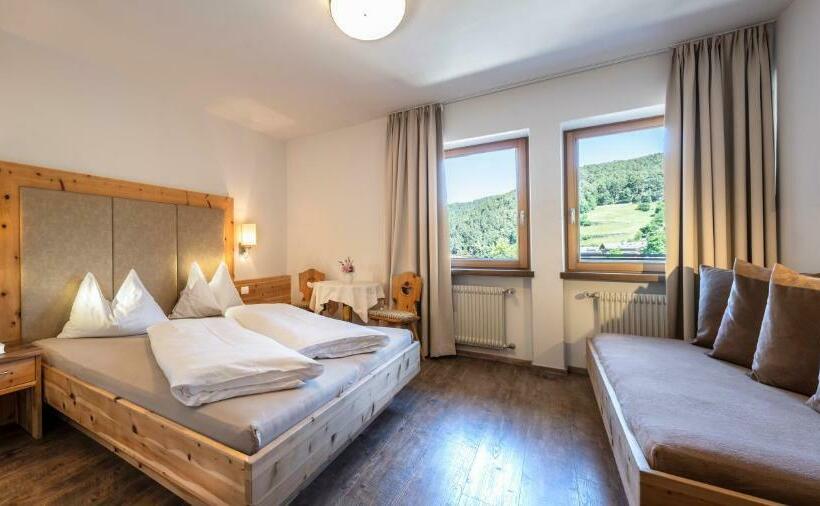 Студия Deluxe, Martina Breakfast Lodge