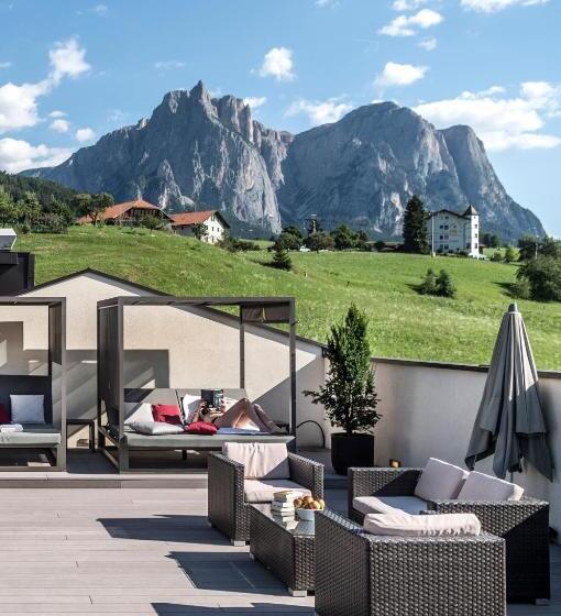 اتاق لوکس خانوادگی, Martina Breakfast Lodge