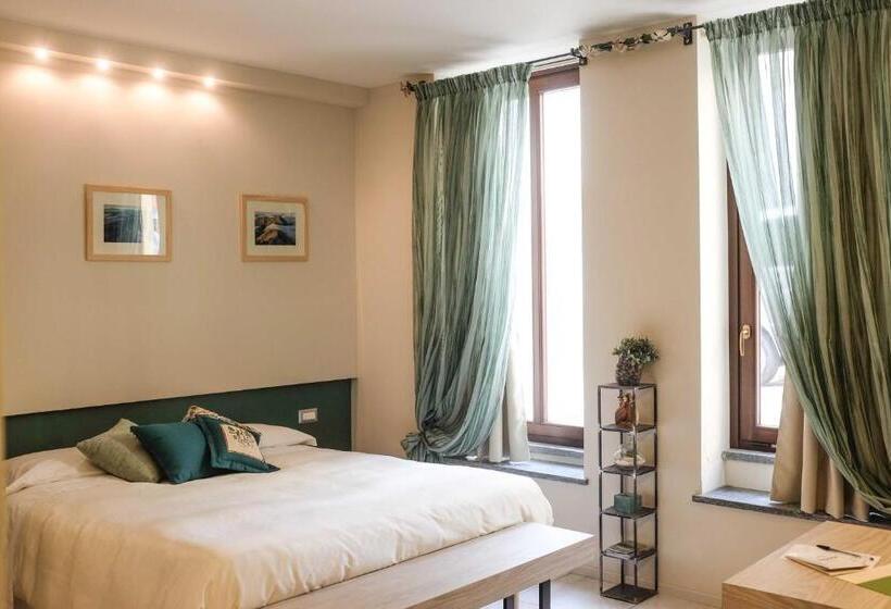 استودیوی استاندارد, Spazio[bianco]