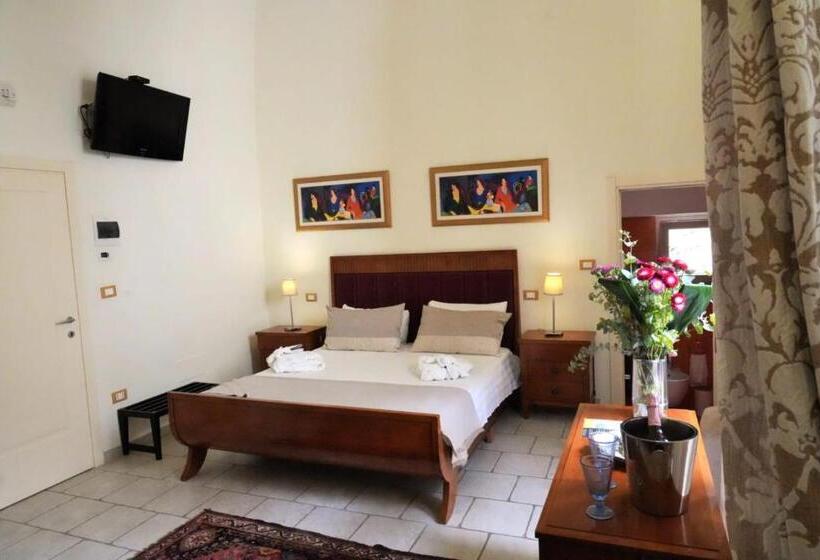 غرفة سوبيريور رباعية, Bed & Breakfast Al Borgo