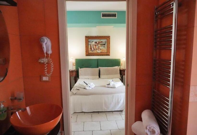 Номер Стандарт Трехместный, Bed & Breakfast Al Borgo