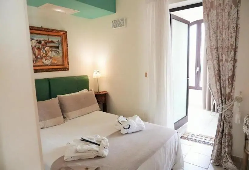 スタンダードトリプルルーム, Bed & Breakfast Al Borgo