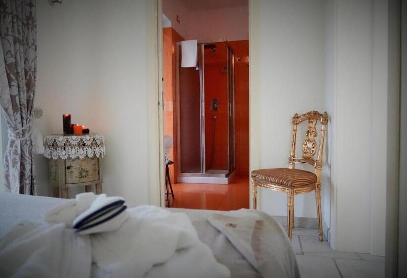 Номер Стандарт Трехместный, Bed & Breakfast Al Borgo