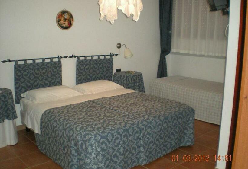 اتاق استاندارد چهار تخته, Bike Hotel Abete