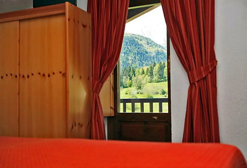 اتاق استاندارد یک نفره, Albergo Le Marmotte