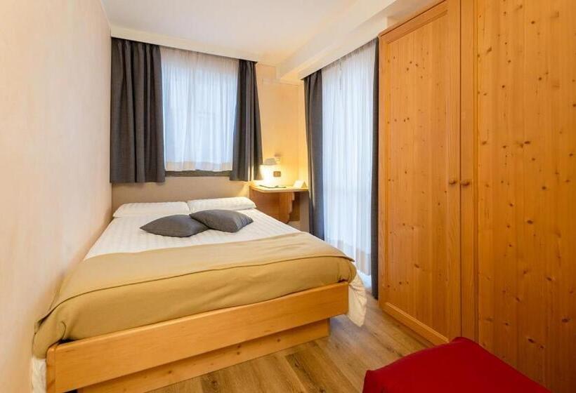 חדר סופריור יחיד, Albergo Negritella