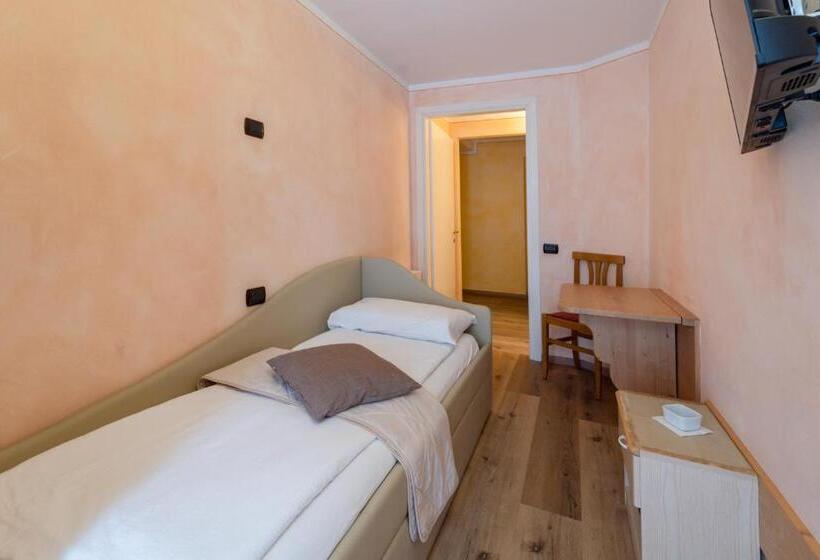 חדר משפתחתי סופריור, Albergo Negritella