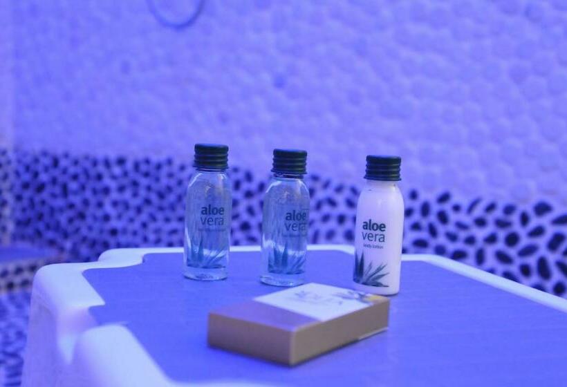 חדר סטנדרט, Aquila