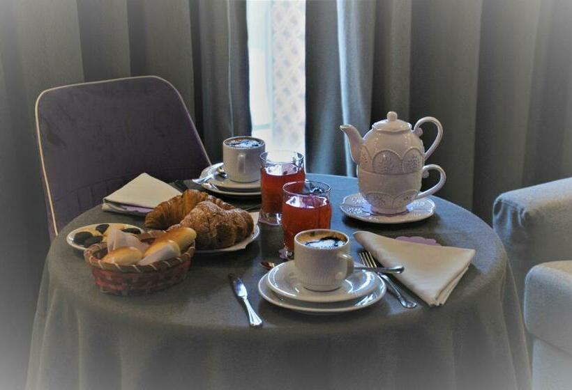 חדר סטנדרט, Aquila