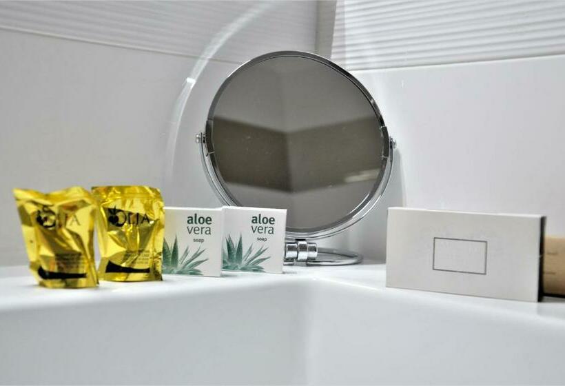 חדר סטנדרט, Aquila