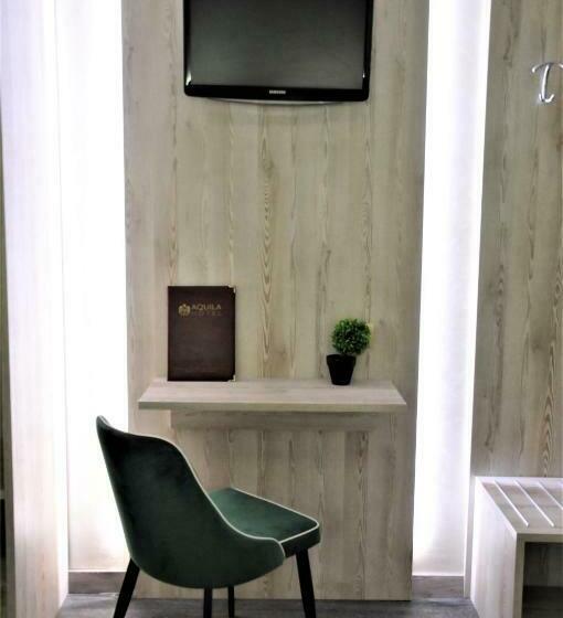 חדר סטנדרט, Aquila