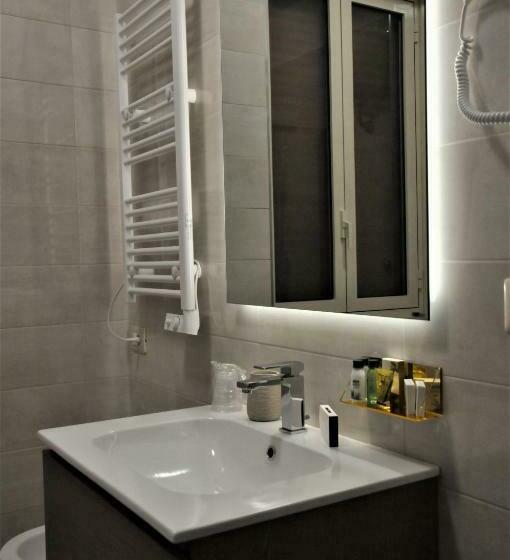 חדר סטנדרט, Aquila