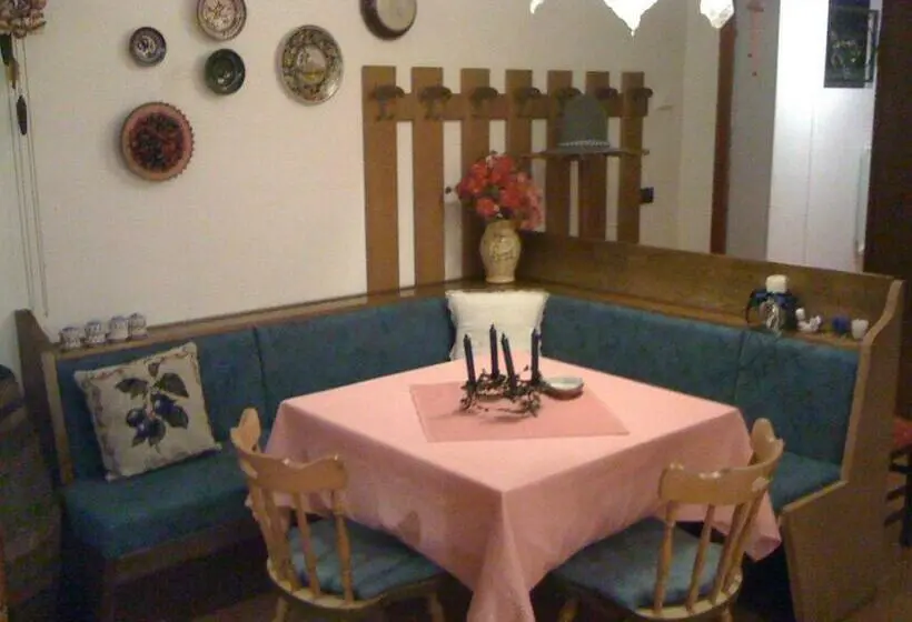 Standard Kolmen Hengen Huone, Bike Hotel Abete