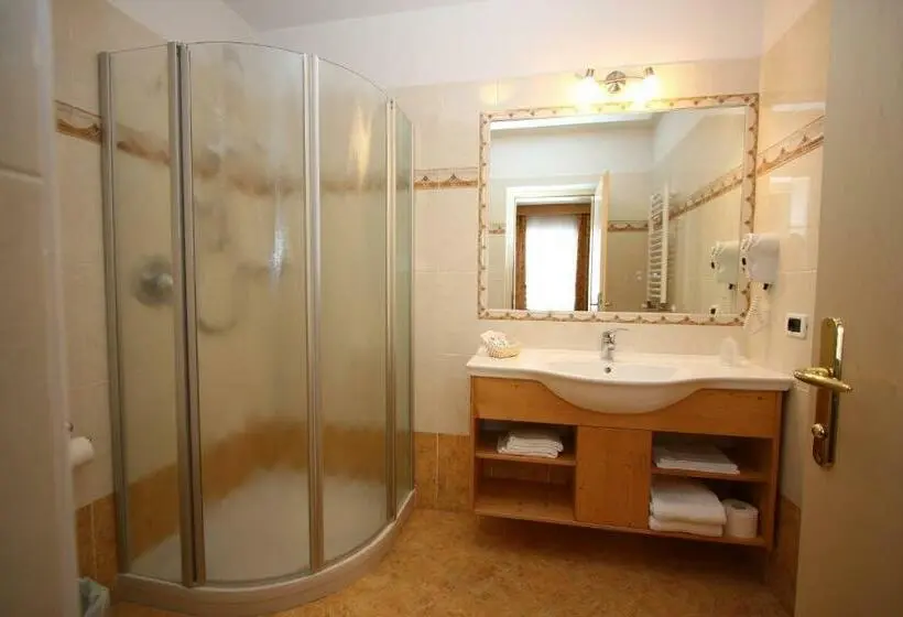 Comfort Kolmen Hengen Huone, Chalet Sas Morin