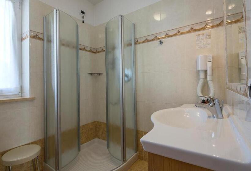Полулюкс, Chalet Sas Morin