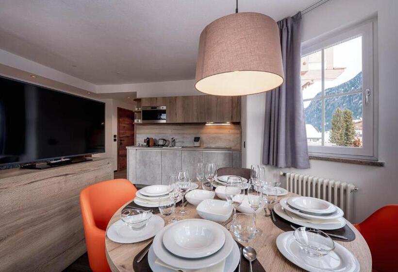 Apartamento 1 Dormitório, Chalet Sas Morin
