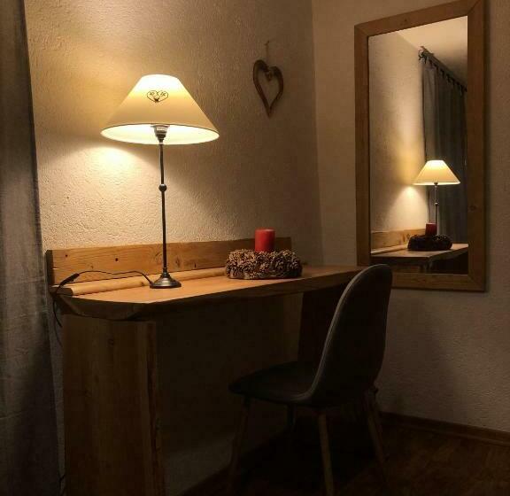 غرفة قياسية, Coeur Du Village