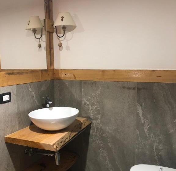 غرفة قياسية, Coeur Du Village