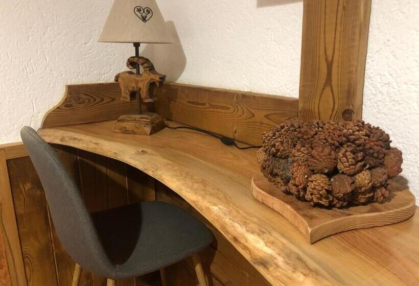 غرفة قياسية, Coeur Du Village