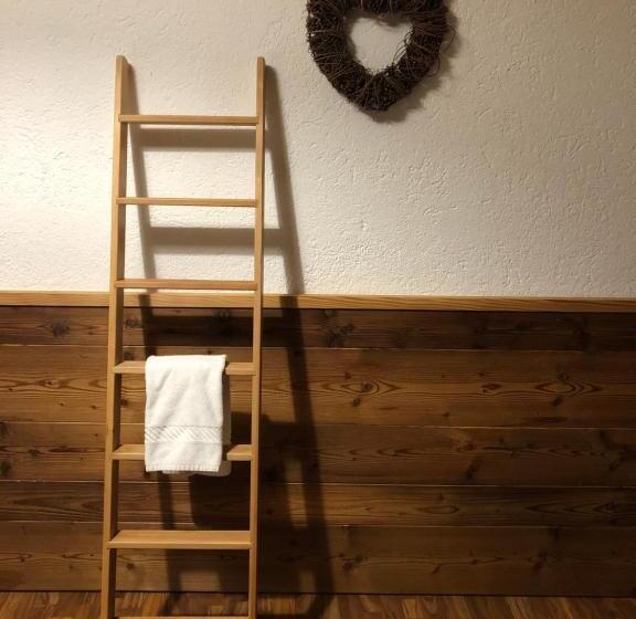 غرفة قياسية, Coeur Du Village