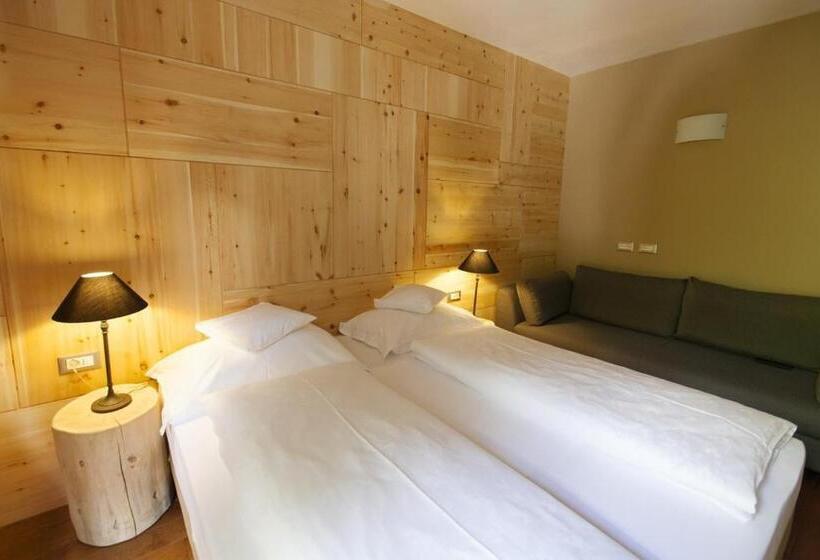 اتاق استاندارد چهار تخته, Eggentaler