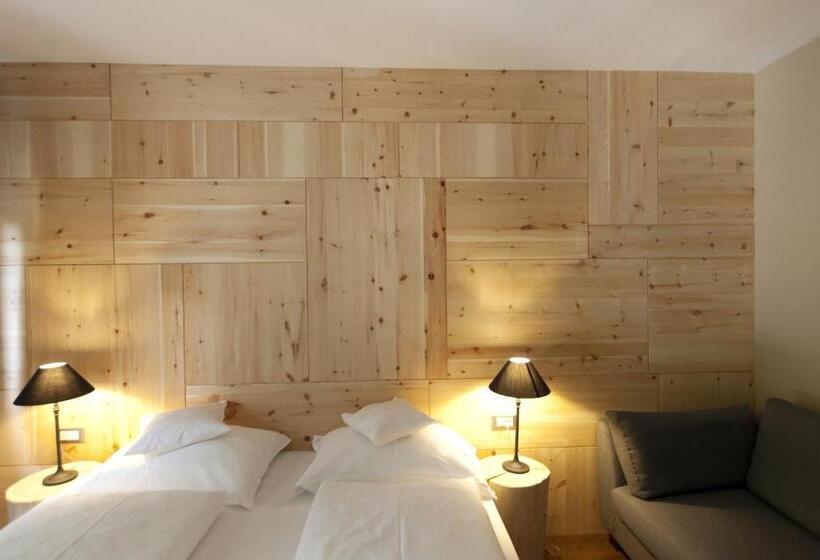 اتاق استاندارد چهار تخته, Eggentaler