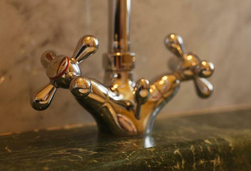 اتاق عادی یک تخته, Gasthof Kohlern 1130 M