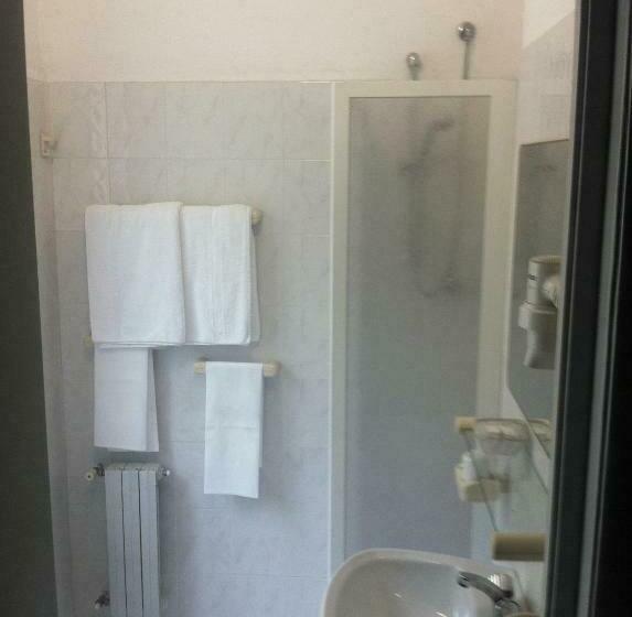 标准三人间, Ideal