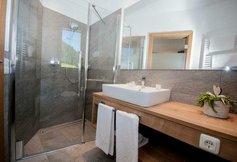 스탠다드 룸, Loewe Dolomites