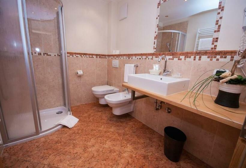 스탠다드 룸, Loewe Dolomites