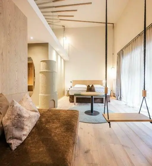 سوییت دوبلکس, Loewe Dolomites