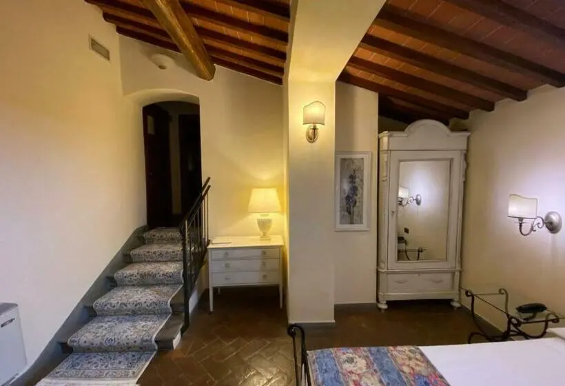 スタンダードシティビュールーム, Palazzo Squarcialupi