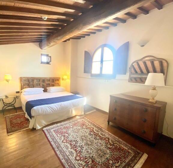 스탠다드 발코니 룸, Palazzo Squarcialupi