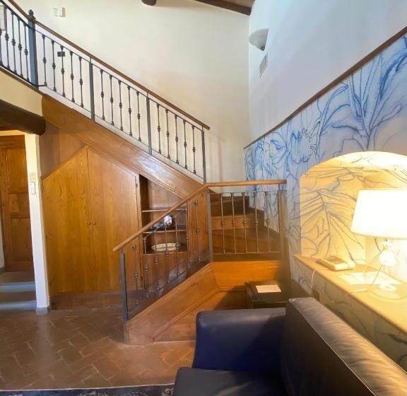 스탠다드 발코니 룸, Palazzo Squarcialupi