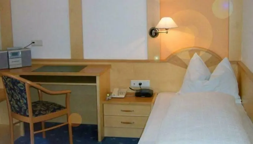 スタンダードシングルルーム, Parkhotel Plauserhof