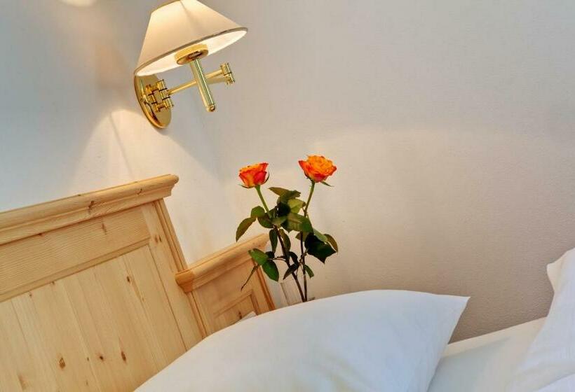 스위트, Parkhotel Plauserhof